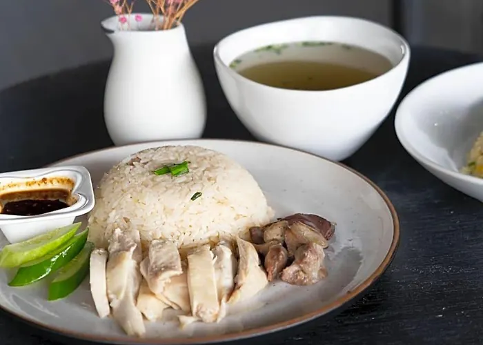Отель Roomquest 2499 Heritage Chinatown Бангкок